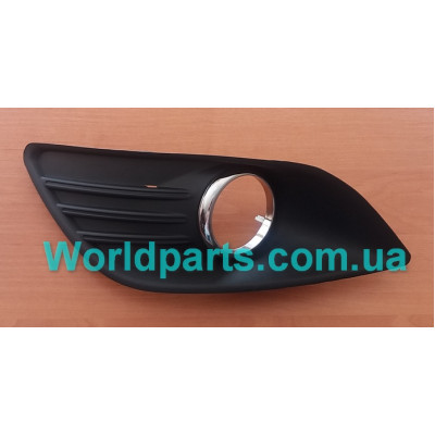 Решетка противотуманной фары L Focus 2009- Решетка противотуманной фары L Focus 2009-