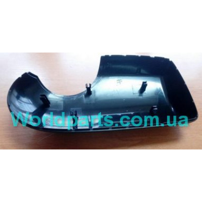 Крышка бокового зеркала R 2,0/2,4DI 2001-2006 Крышка бокового зеркала R 2,0/2,4DI 2001-2006